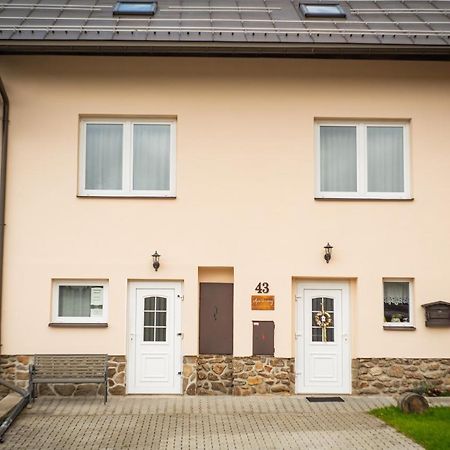 Apartmany U Sjezdovky 크빌다 외부 사진